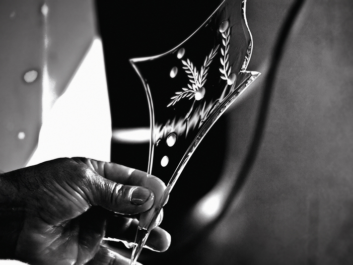 glass work art reflected in a mirror 01