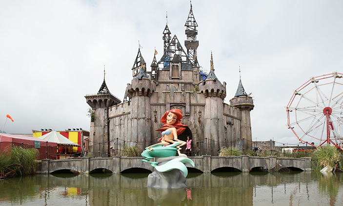 A Dark And Twisted Bemusement Park Dismaland by Banksy 01