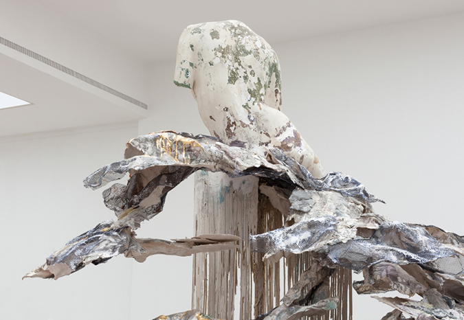 Extreme-and-Impossible-Sculptures diana al-hadid