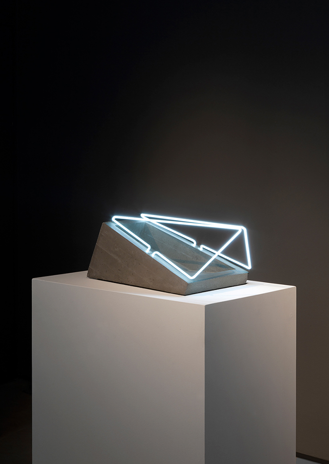 Collection of Sculptural Lighting plays with perception